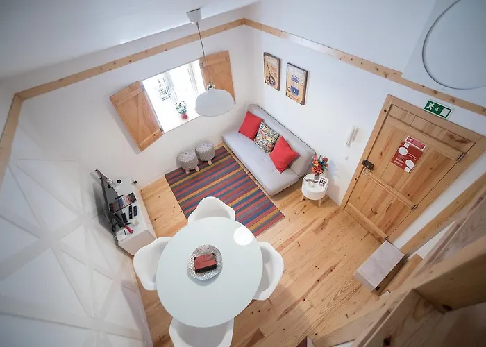 Feel Alfama Apartment